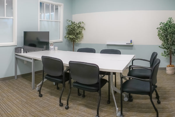 CapeSpace Hyannis Ma medium meeting room available hourly or daily rental